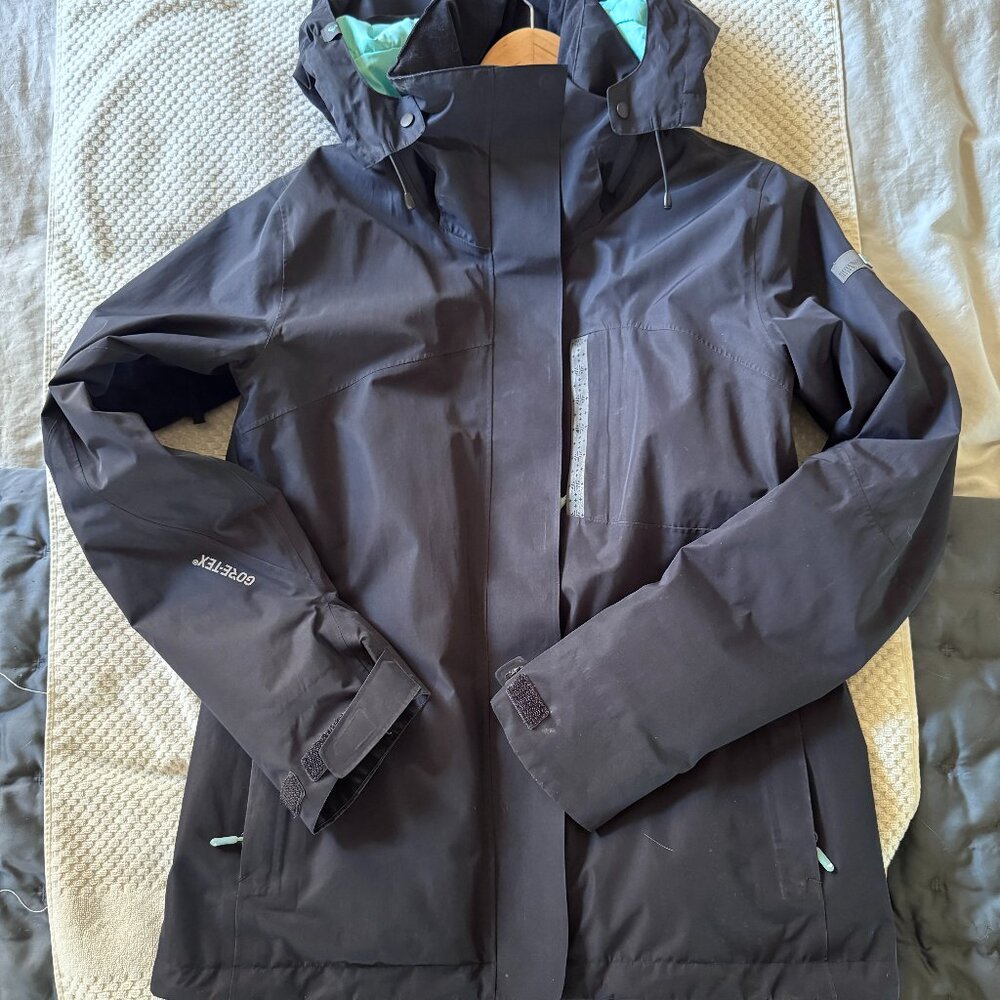 Women's Black Roxy Snowboarding Jacket